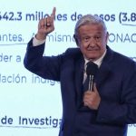 Se movilizan trabajadores despedidos de salud