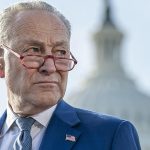 ‘Comandante’, un mensaje humanista al gobierno italiano abre la liza por el León de Oro