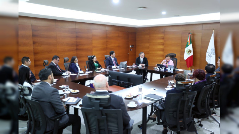 Nuevas líderes al frente: FGR reestructura coordinaciones regionales en 11 estados con mayoría femenina