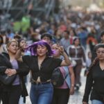 Legisladores en sesión virtual: ¿trabajo o distracciones al volante y frente a la cámara?